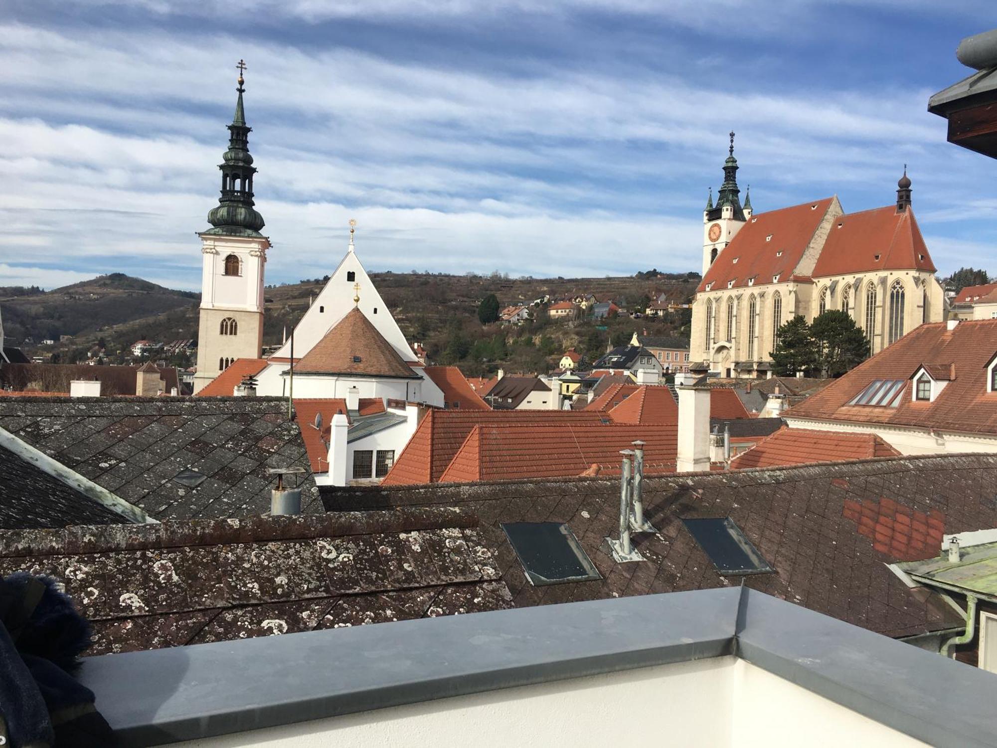 Terrassen Appartement Ueber Den Daechern Von Krems Esterno foto